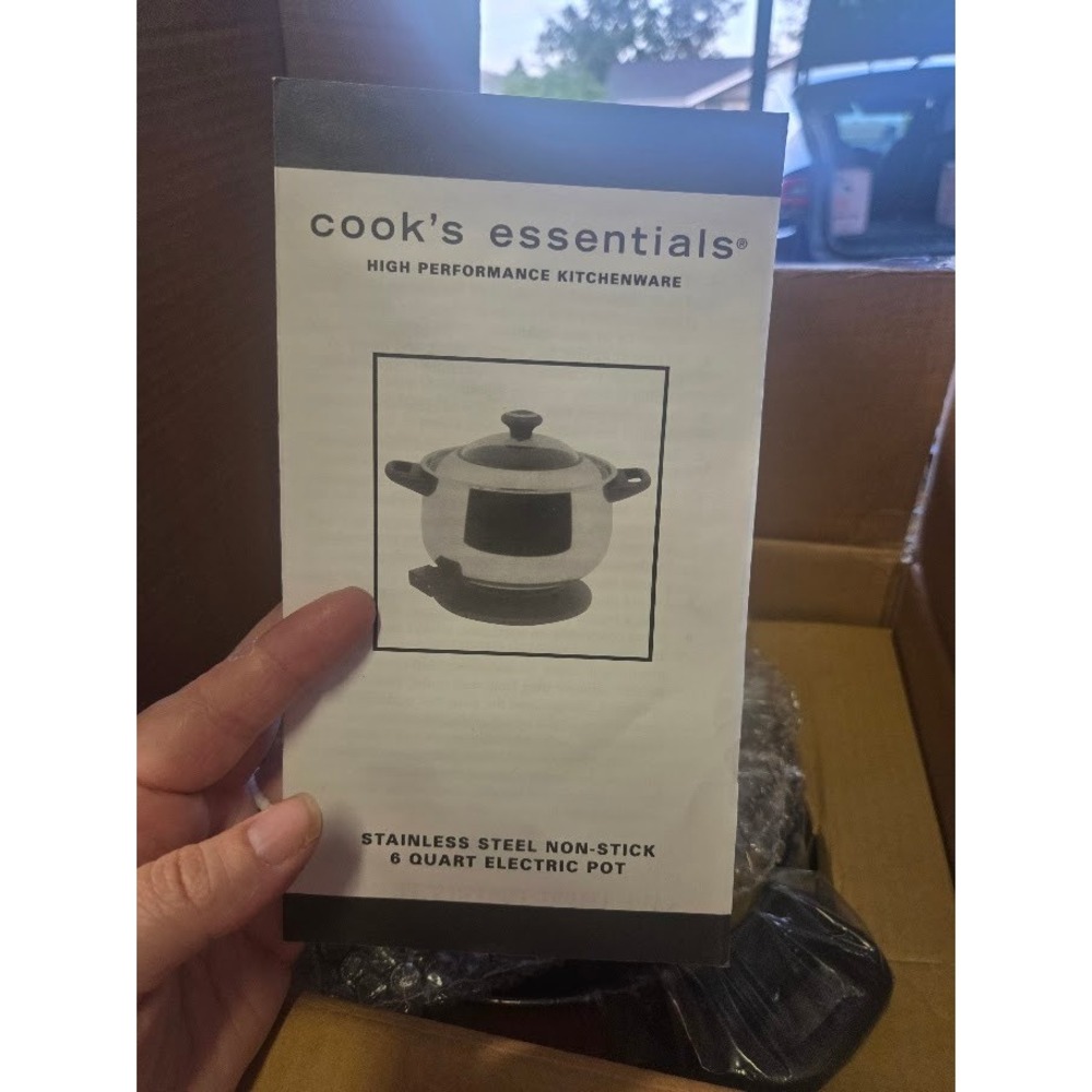 Cook's Essentials Stainless Steel Non-Stick 6 Quart Electric Pot